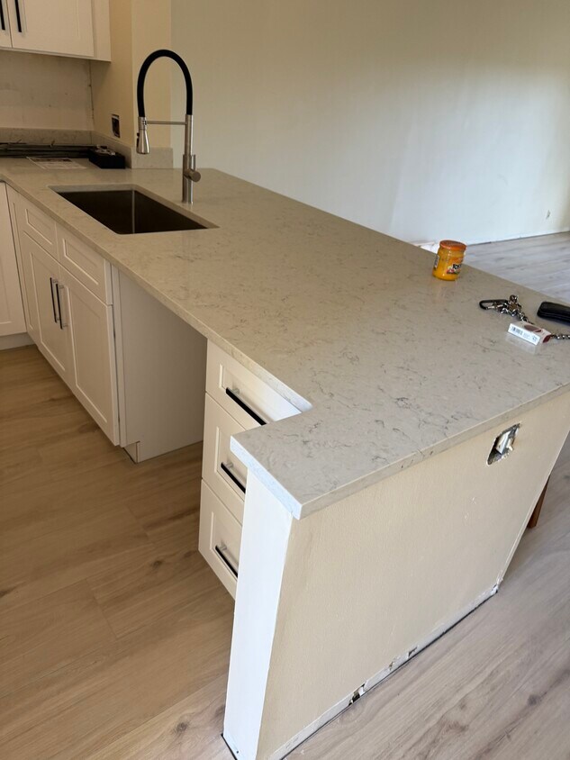 Kitchen - 126 S Cypress Rd