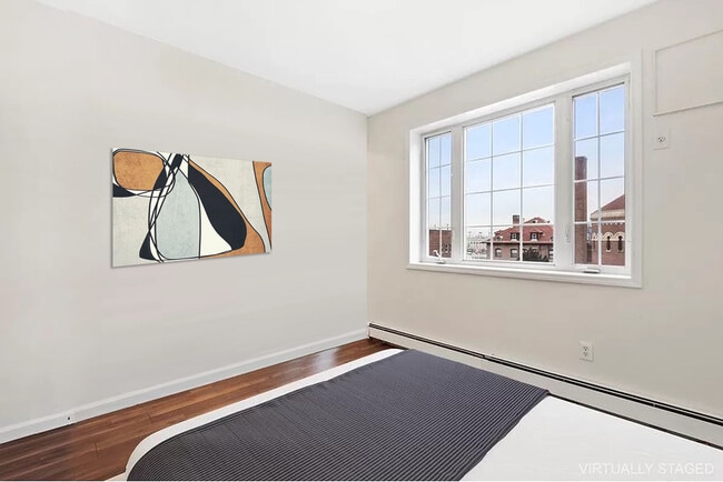 Bedroom - 360 43rd St