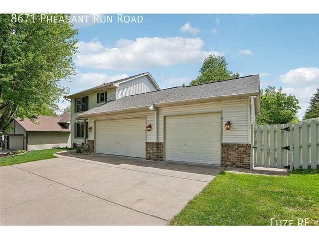 Building Photo - 8671 Pheasant Run Rd