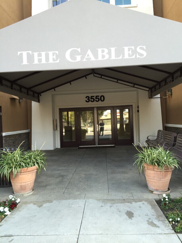 Building Photo - 3550 Torrance Blvd