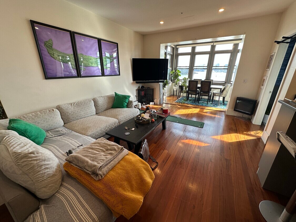 Foto principal - 37 Winnisimmet St