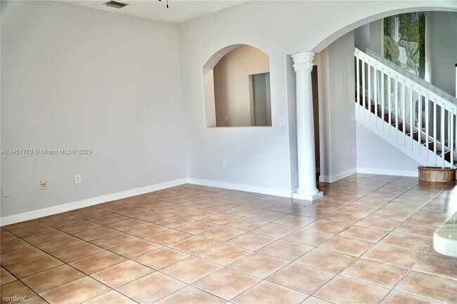 Foto del edificio - 4 br, 3 bath House - 18140 NW 90th Ave