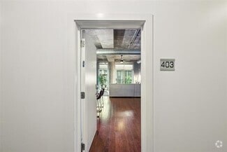 Building Photo - 1001 Belleview St