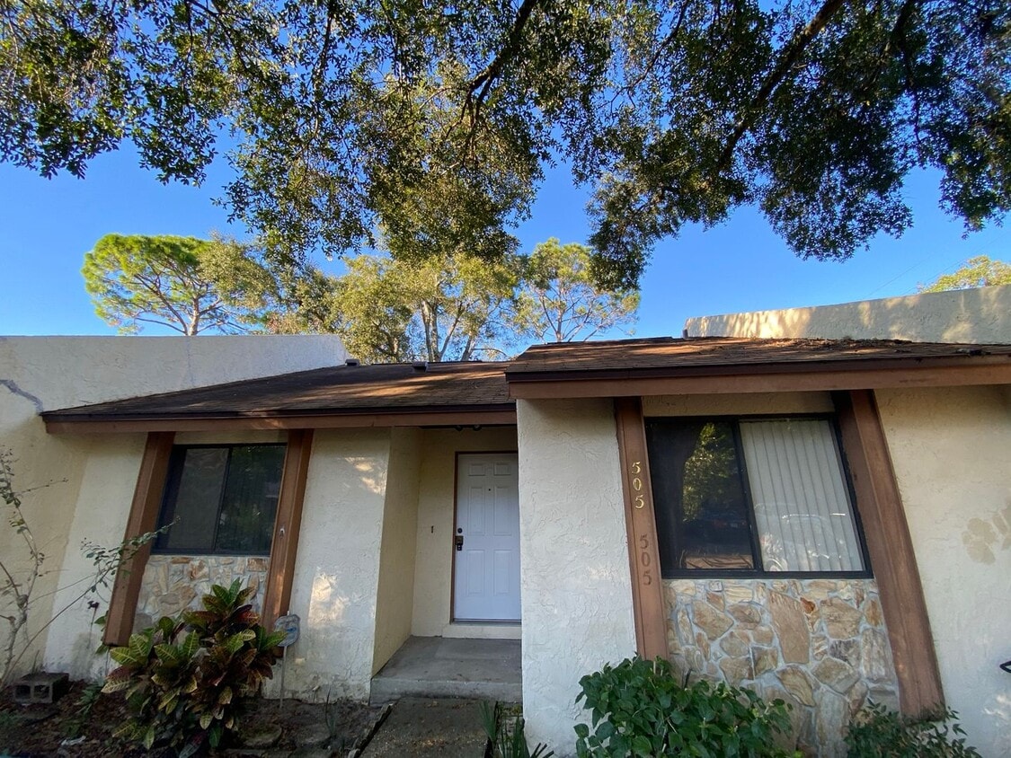 Photo - 505 Bristol Drive