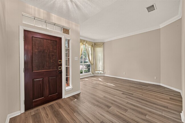 Foto del edificio - 2607 Plantation Hollow Ct