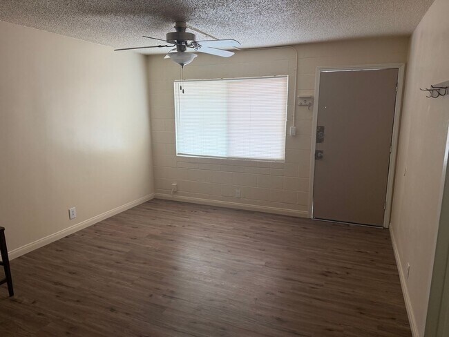 Foto del edificio - 3726 Hazelwood St