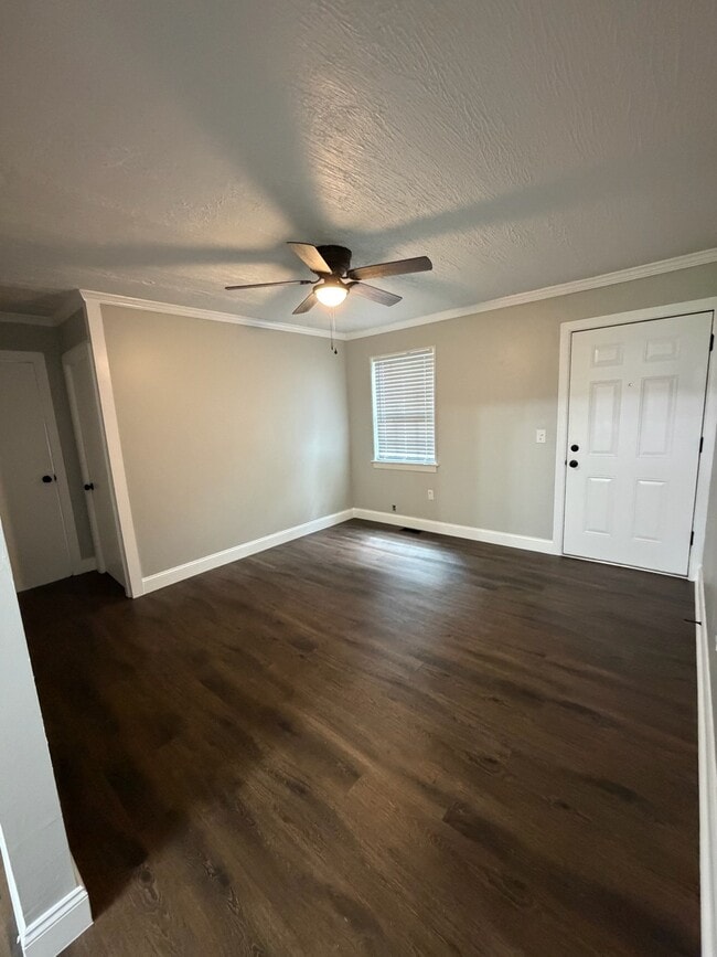Building Photo - 5618 Madonna Cir