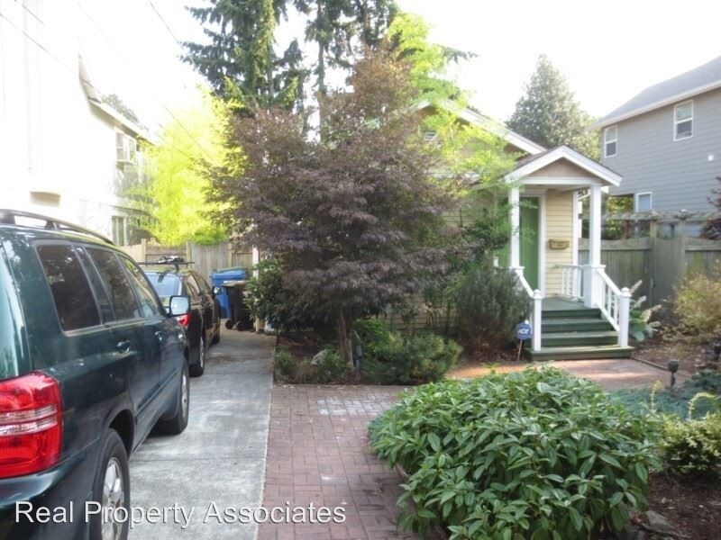 Primary Photo - 2 br, 1 bath House - 715 N 87th Street