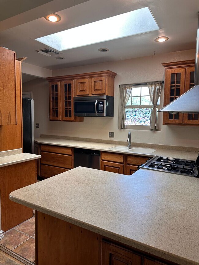 Foto del edificio - *** COMING SOON***3 Bedroom 1 1/4 Bath Hom...