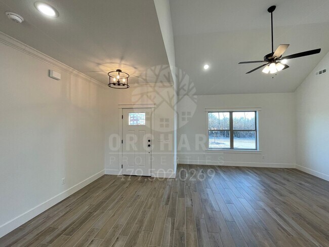 Building Photo - Single-Family Home- Bella Vista- Stunning ...