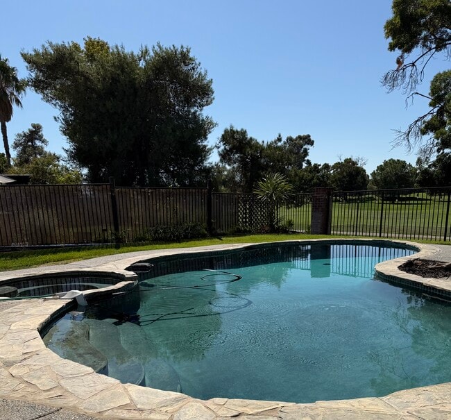Building Photo - 1778 Cherry Hills Dr