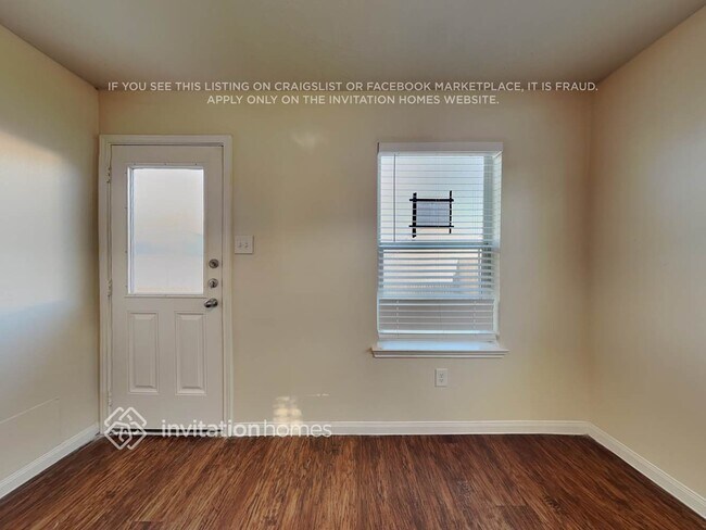 Foto del edificio - 12618 Mountain Daisy Rd