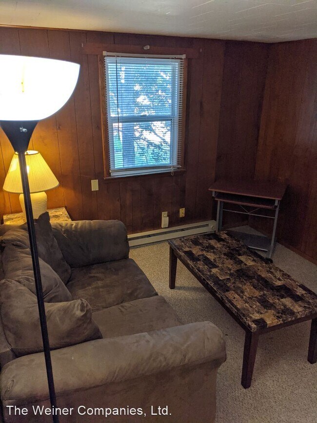 Building Photo - 1 br, 1 bath Apartment - 906 W. Springfiel...