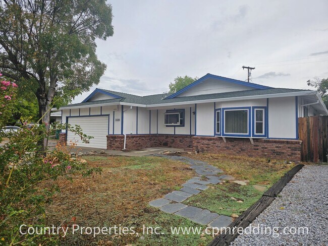 Foto del edificio - Spacious 3-Bedroom House with Gated Pool in Panorama Heights Coming Available Soon!