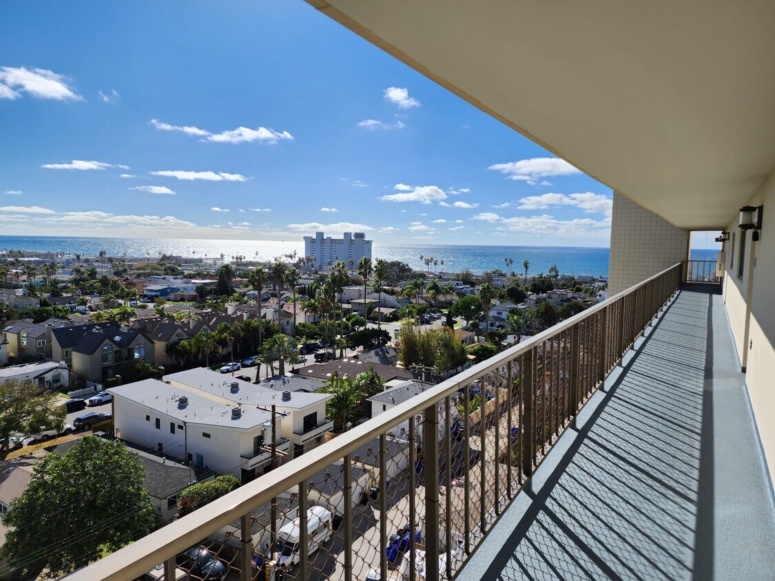 View from Front Balcony - 4944 Cass St