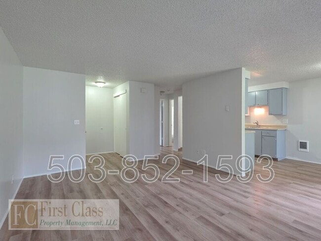 Foto del edificio - 1384 NE 186th Ave