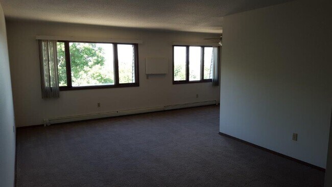 Building Photo - 5105 W 45th St