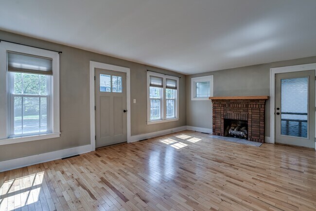Foto del edificio - 721 Nellis St