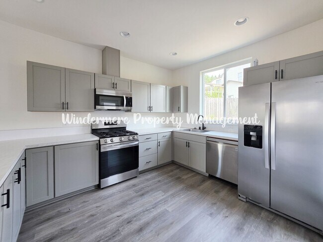 Photo - Well maintained 3 story townhome in CK sch...