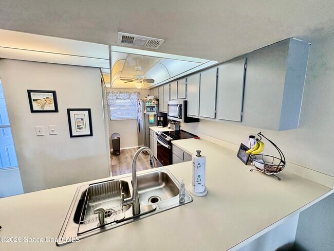 Building Photo - 1700 N Atlantic Ave