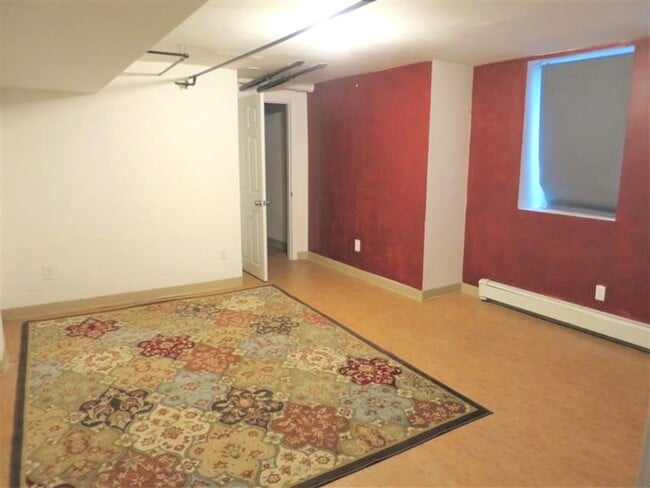 Building Photo - 21 Putnam Ave