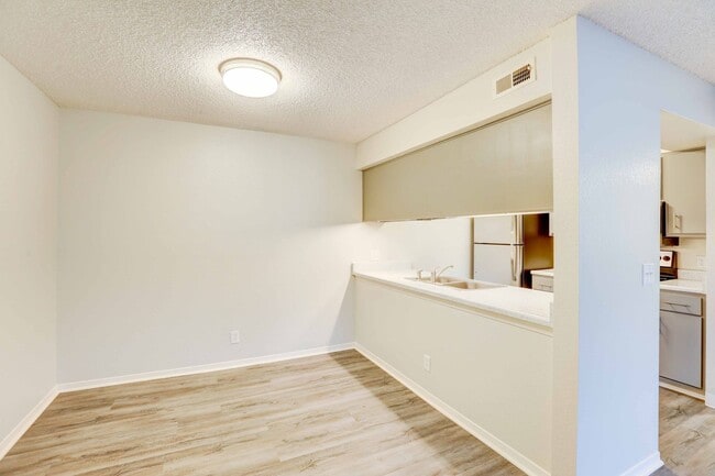 Interior Photo - Riva Ridge Apartments