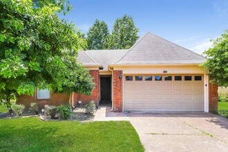 Building Photo - 9191 Fletcher Wood Dr