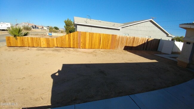 Foto del edificio - 9137 Evelyn Ave
