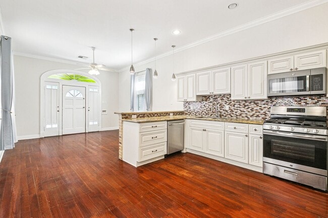 Foto del edificio - Updated Bywater 1-Bedroom Cottage on Alvar Street