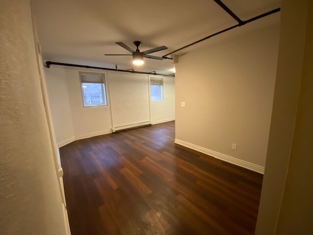Primary Photo - 1470 Ivy St