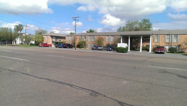 Entrada de oficina en Morgan - 2105 E Grimes St