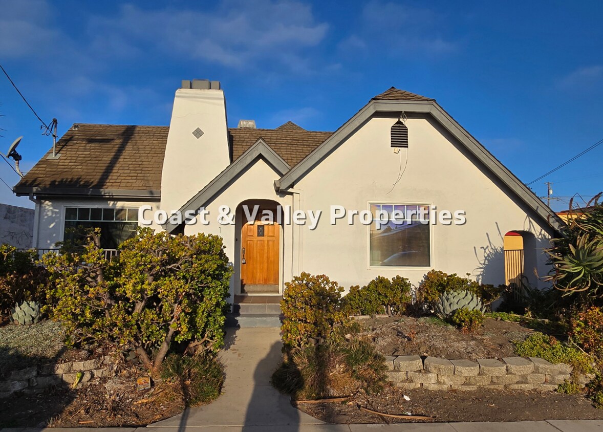 Primary Photo - South Salinas Home for RENT!!!