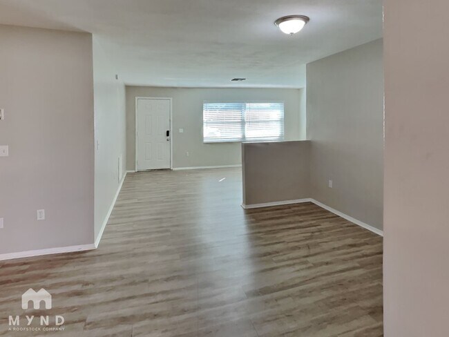 Foto del edificio - 7511 Hawthorn Dr