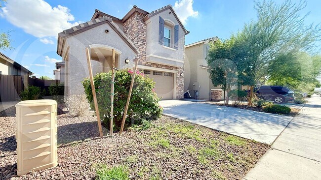 Building Photo - 9117 W Sells Dr