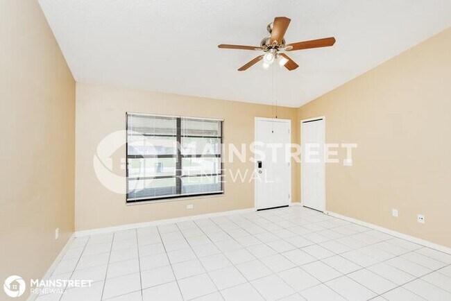 Foto del edificio - 950 Salina St SE, Palm Bay, FL 32909