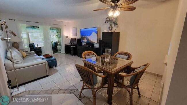 Foto del edificio - 3001 NW 46th Ave