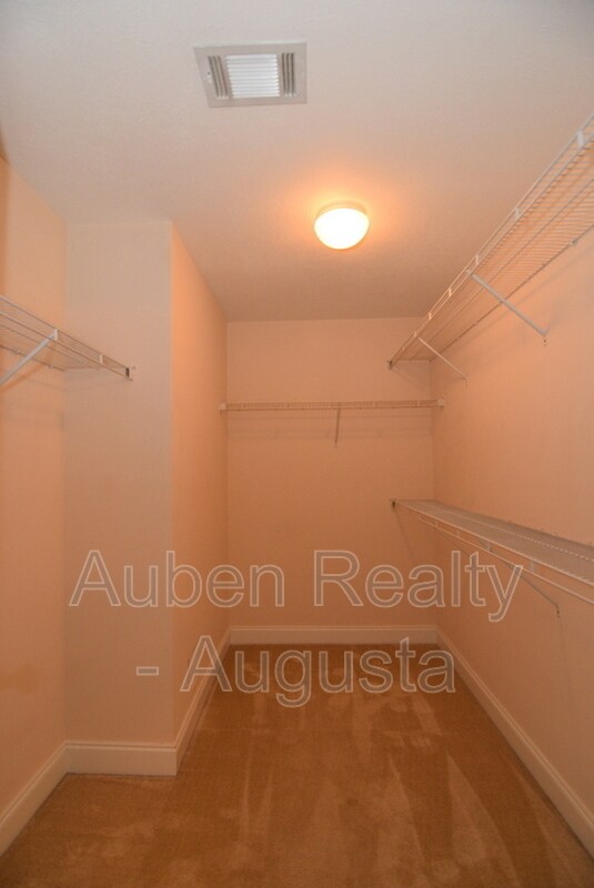 Building Photo - 853 Bryan Cir