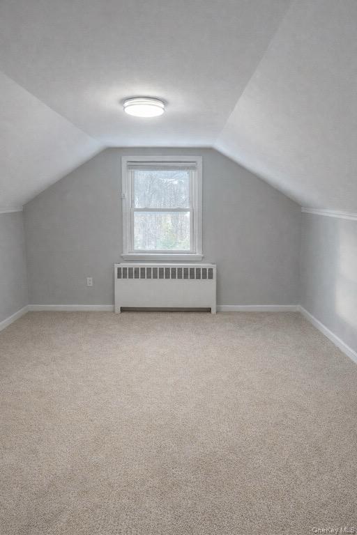 Foto del edificio - 30 Trout Brook Rd