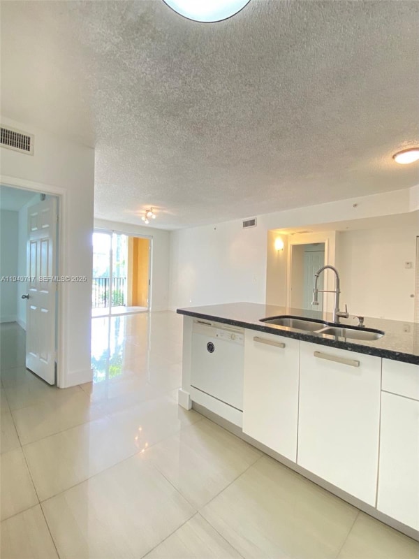 Foto del edificio - 2440 E Preserve Way