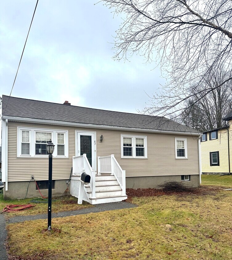 Foto principal - 83 Willow St