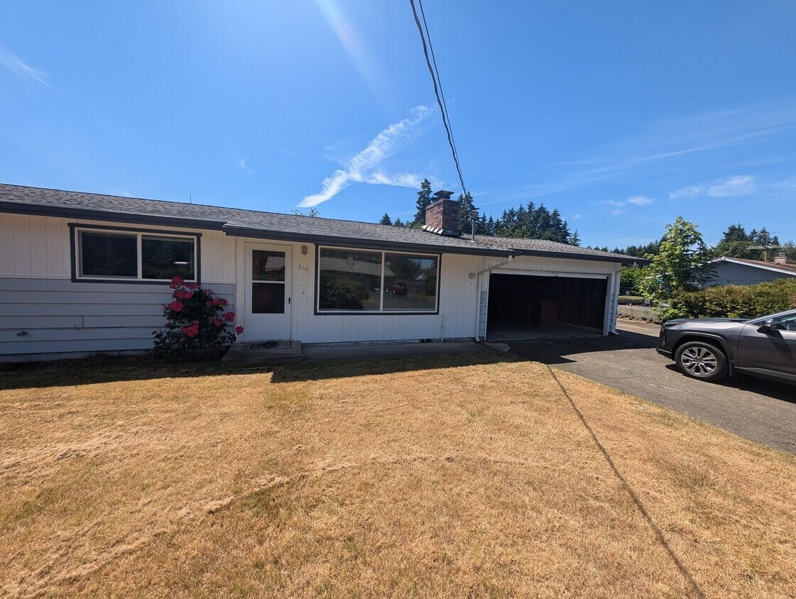 Primary Photo - Rambler with large yard and storage shed...