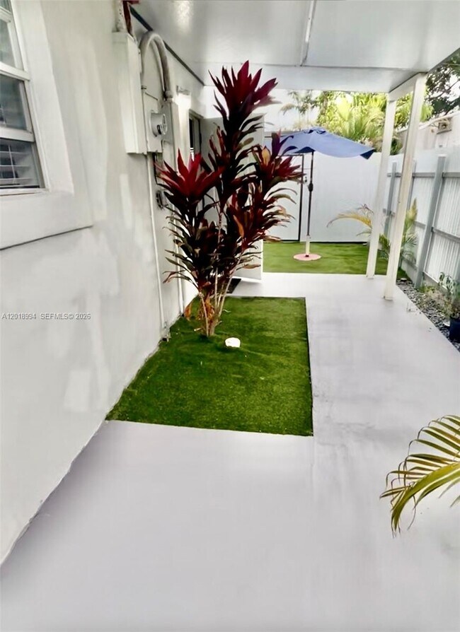Foto del edificio - 3800 NW 197th St