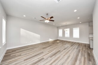 Building Photo - 1907 Lonestar Brook Ln