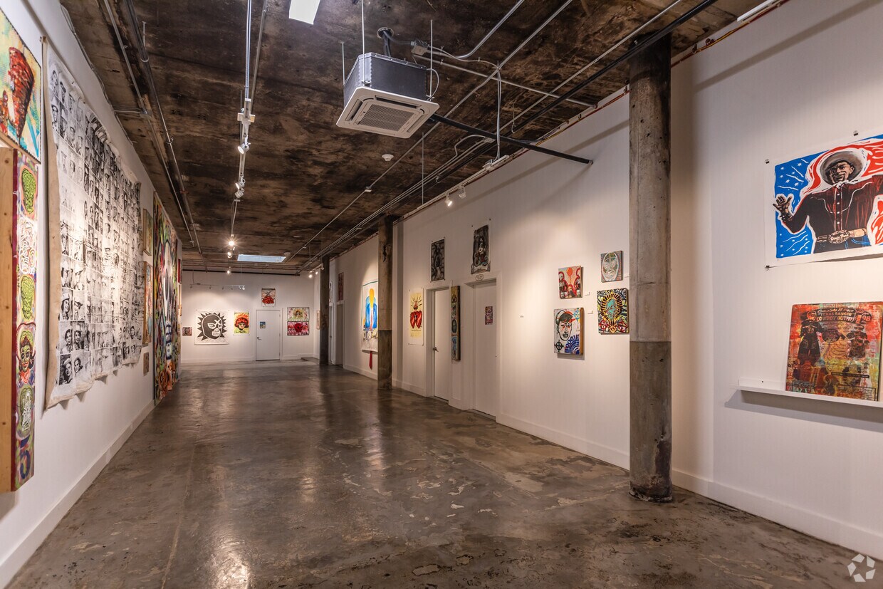 Foto principal - SOUTH SIDE Living + Maker Spaces