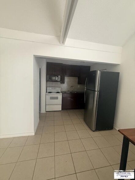 Foto del edificio - 216-2 Country Club Rd