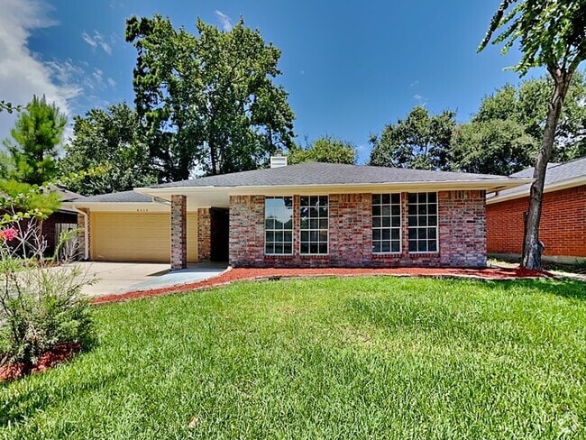 Building Photo - 2419 Sherwood Hollow Ln