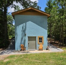 Building Photo - 241 Co Rd 575
