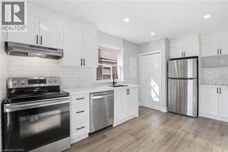 Building Photo - 81 MacLennan Ave