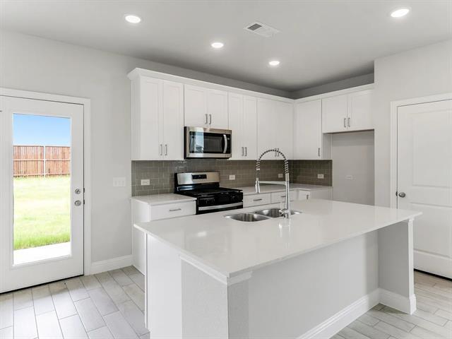 Foto del edificio - 1219 Triton Dr