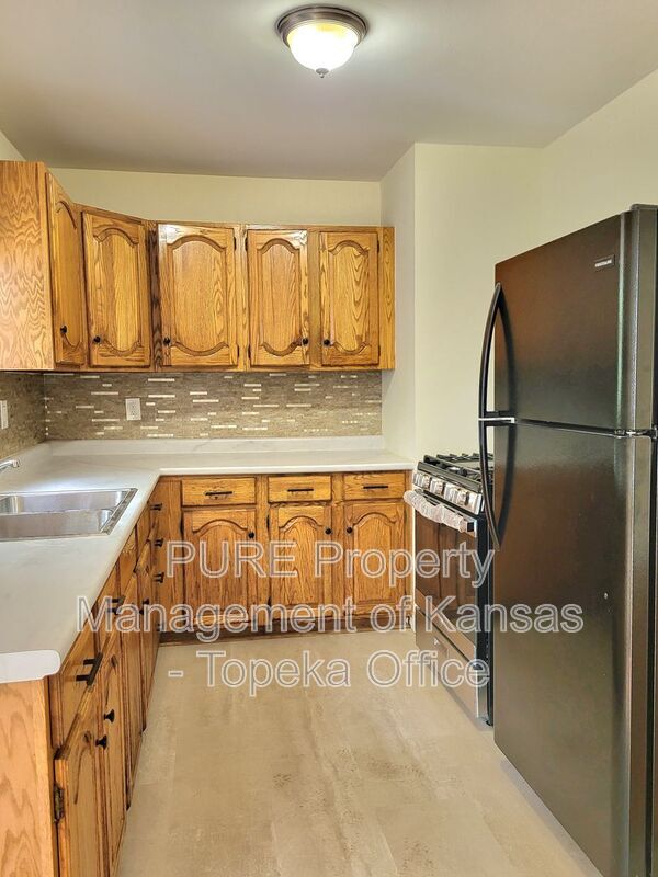Foto del edificio - 4931 Appleton Ave